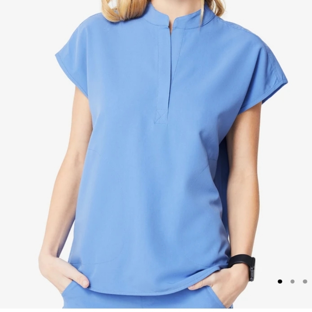 Ciel blue Rafaela scrub top S